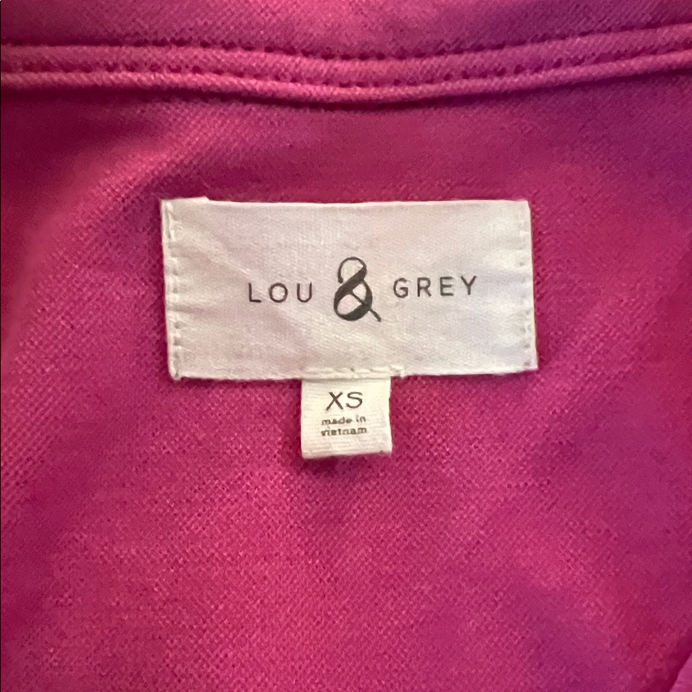 Lou & Grey Size XS Pink Collared Romper - Picture 2 of 8